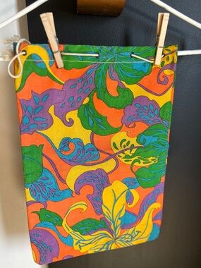 Vintage 60s Lined Canvas Bag